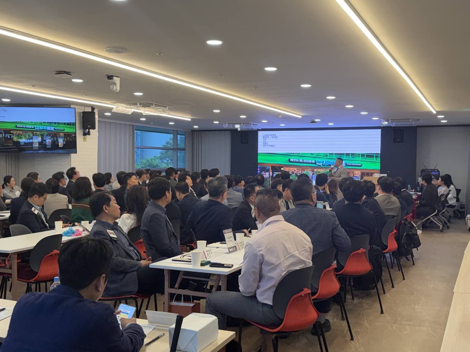 BNI 대규모 행사에 참석한 멤버들